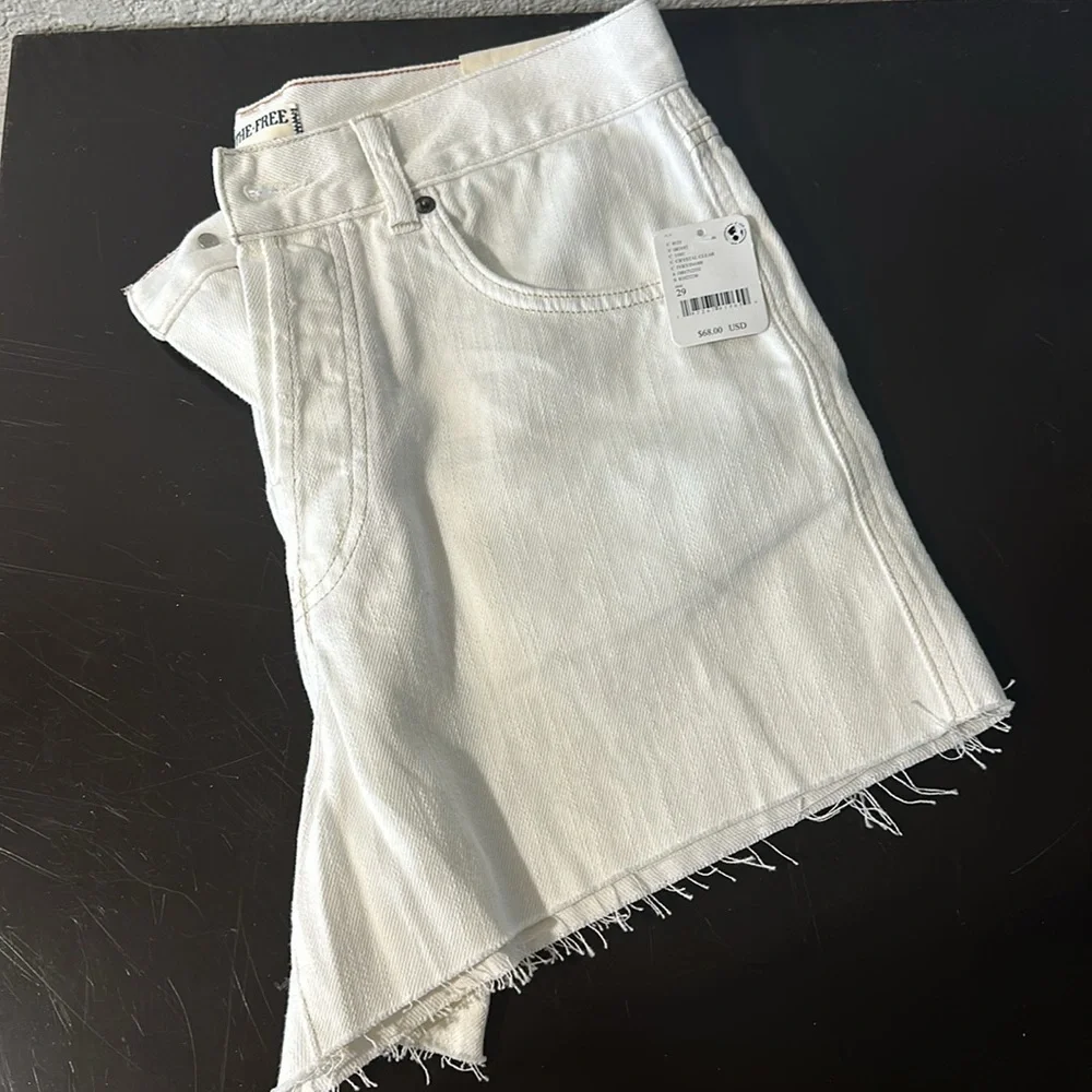 Free People Ivy Mid Rise Short - Picture 3 of 3